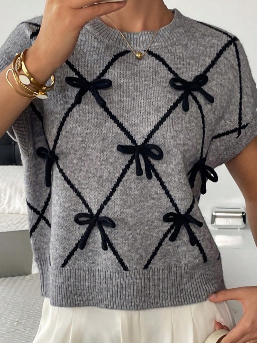 Classic Bow Detail Round Neck Batwing Sleeve Knit top - Picture 2 of 9